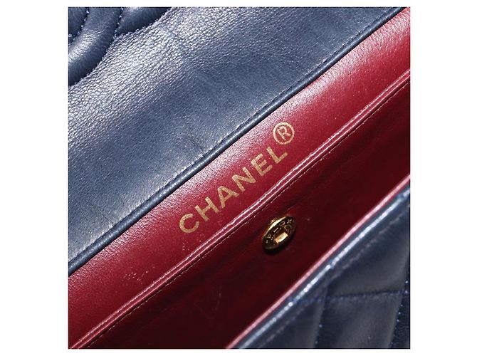 Borsa a tracolla CHANEL Matelasse con catena in pelle d'agnello Navy Gold CC Auth 204122V D'oro Blu navy - vista 21