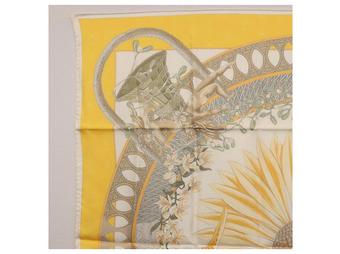 Hermès Pañuelo HERMES Carre 90 de Seda Amarillo Auth 198387M - vista 15
