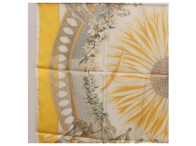 Hermès Pañuelo HERMES Carre 90 de Seda Amarillo Auth 198387M - vista 18