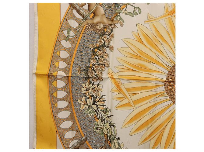 Hermès Pañuelo HERMES Carre 90 de Seda Amarillo Auth 198387M - vista 5