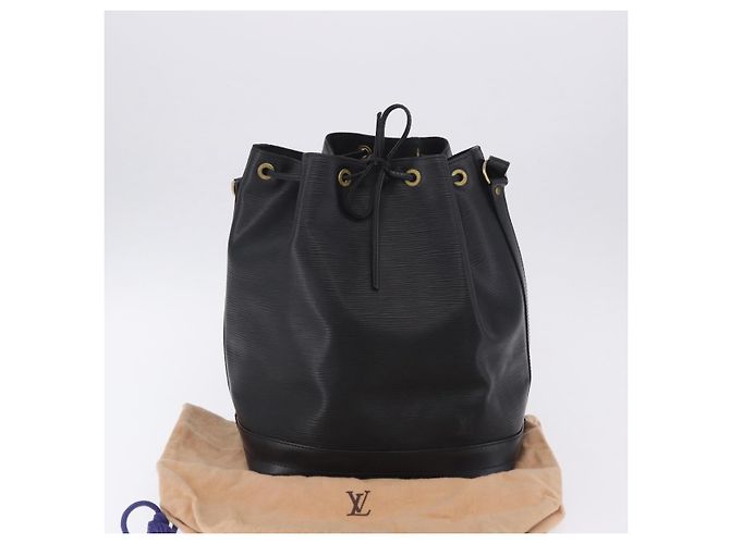 LOUIS VUITTON Borsa a tracolla Epi Noe Nera M44002 LV Auth 201222V Nero - vista 12