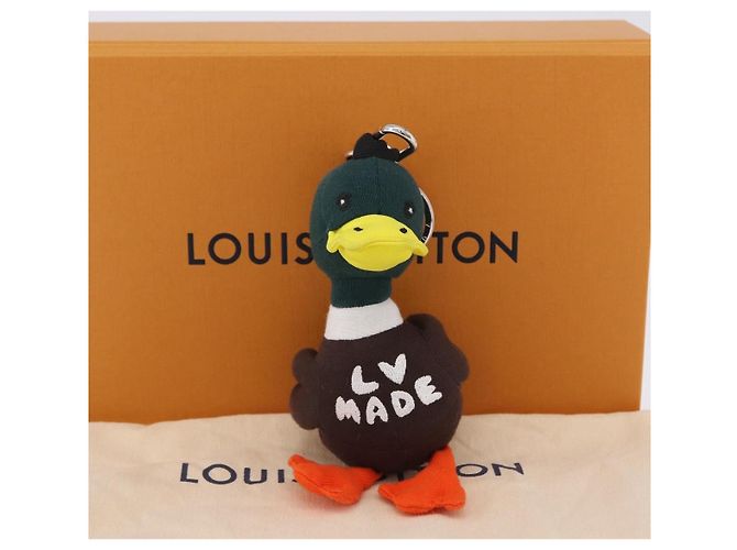 LOUIS VUITTON MADE NIGO LV Squared Porte Cre Duck Charm MP3222 LV Auth 167612SM Argento Verde - vista 12
