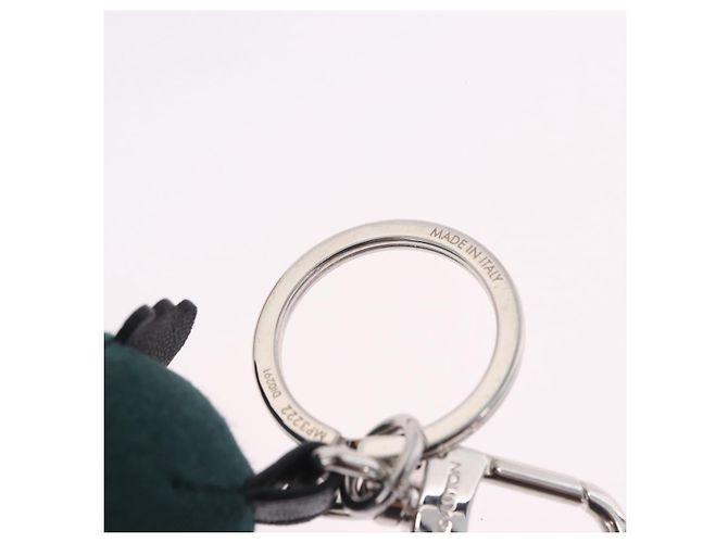 LOUIS VUITTON MADE NIGO LV Squared Porte Cre Duck Charm MP3222 LV Auth 167612SM Argento Verde - vista 17