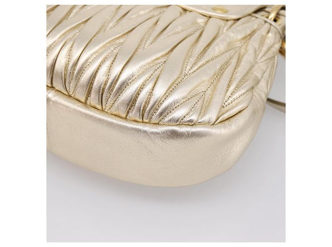 Borsa Miu Miu Matelassé in pelle 2way Champagne Gold Tono Oro Auth 167599SAM D'oro - vista 18