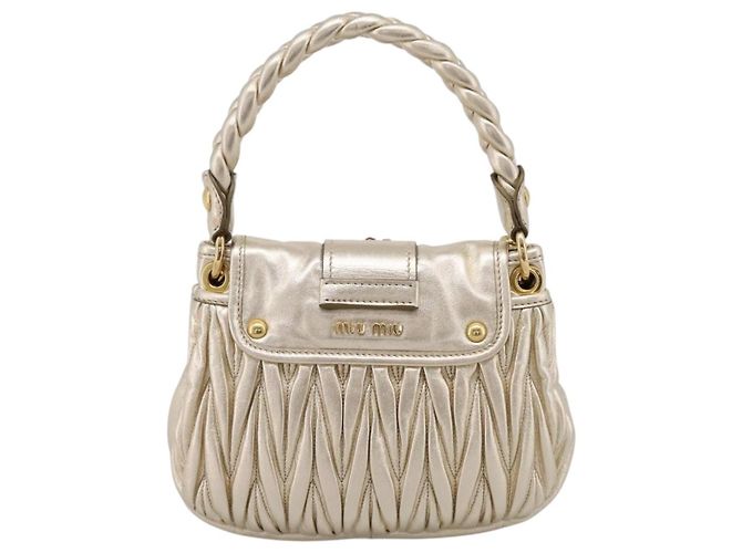 Borsa Miu Miu Matelassé in pelle 2way Champagne Gold Tono Oro Auth 167599SAM D'oro - vista 2