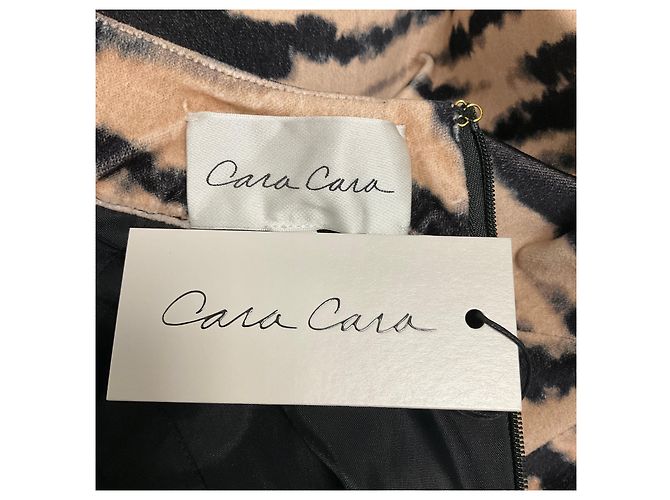 Autre Marque Cara Cara Beige / Black Zebra Blush Tay Mini Dress - vista 4