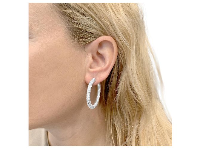 Orecchini a cerchio "Tube", Chaumet, oro bianco e diamanti. - vista 5