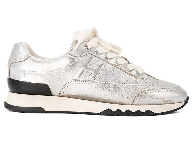 HERMÈS - Trail Hermès Sneaker aus silbernem Metallic-Leder (T36,5) Metallisch - Ansicht 2