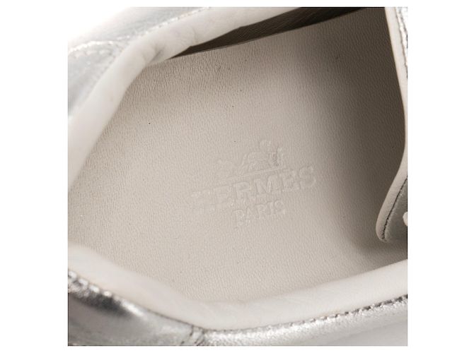 HERMÈS - Trail Hermès Sneaker aus silbernem Metallic-Leder (T36,5) Metallisch - Ansicht 7