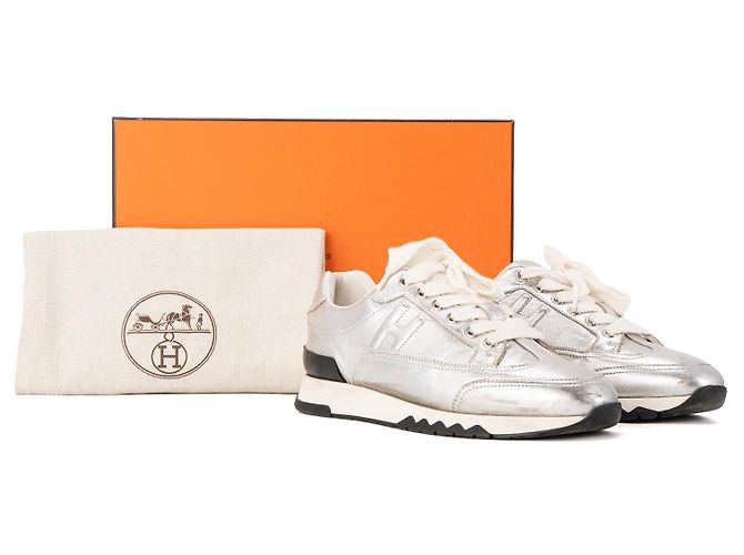 HERMÈS - Trail Hermès Sneaker aus silbernem Metallic-Leder (T36,5) Metallisch - Ansicht 8