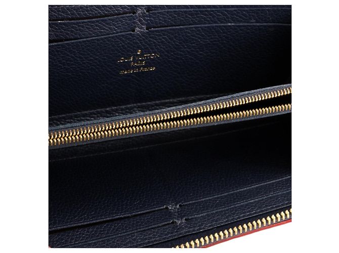 LOUIS VUITTON - Portafoglio Louis Vuitton Clémence in pelle empreinte blu navy - vista 6