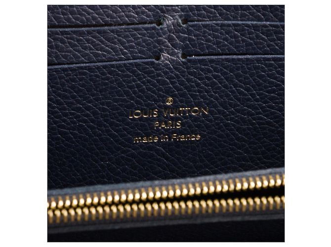 LOUIS VUITTON - Portafoglio Louis Vuitton Clémence in pelle empreinte blu navy - vista 8