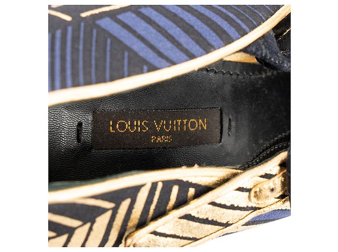 LOUIS VUITTON - Décolleté con zeppa Louis Vuitton in tela multicolore e strass (T39) - vista 4