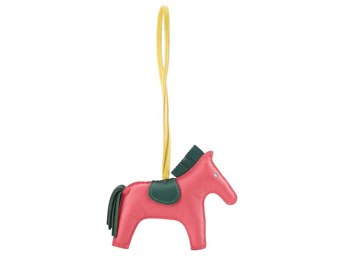 HERMÈS - Accessorio per borsa Rodeo Hermès in pelle rosa e verde - vista 2