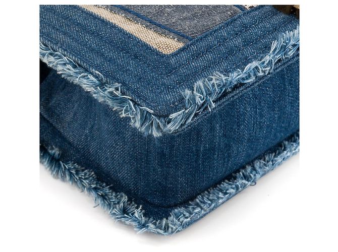 CHANEL - Chanel Boy Schultertasche medium aus blauem Patchwork-Denim - Ansicht 6