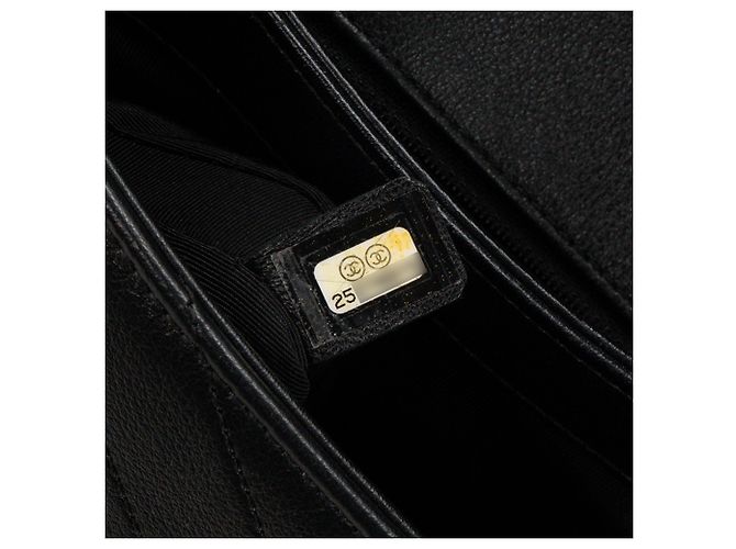 CHANEL - Borsa a tracolla Top Handle Medium Chanel in pelle chevron e pelle esotica pitone nera Nero - vista 8