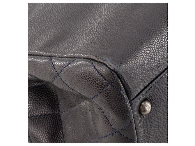 CHANEL - Borsa Shopping Tote Chanel in pelle caviar blu navy - vista 5