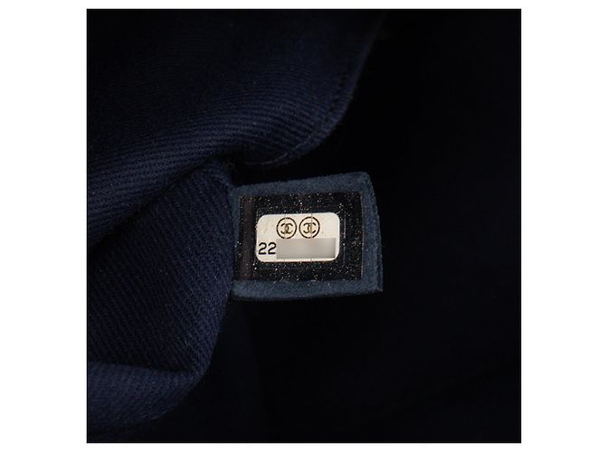 CHANEL - Borsa Shopping Tote Chanel in pelle caviar blu navy - vista 8