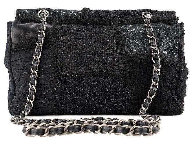 CHANEL - Borsa a tracolla Classique/Timeless Jumbo Chanel in patchwork nero edizione limitata - vista 3