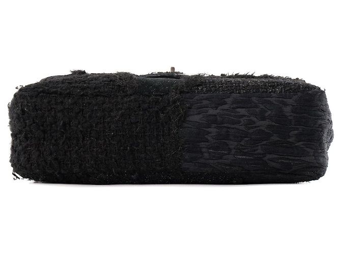 CHANEL - Borsa a tracolla Classique/Timeless Jumbo Chanel in patchwork nero edizione limitata - vista 4