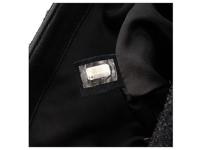 CHANEL - Borsa a tracolla Classique/Timeless Jumbo Chanel in patchwork nero edizione limitata - vista 7