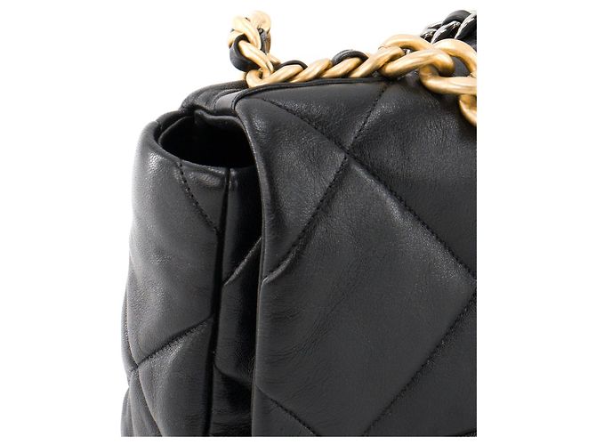 CHANEL - Borsa a tracolla Chanel 19 in pelle nera Nero - vista 6