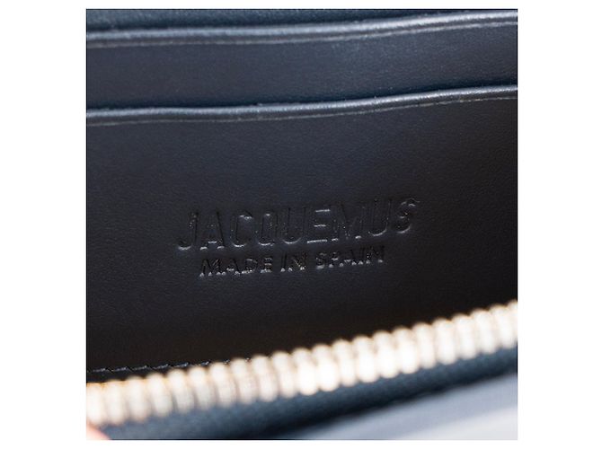 JACQUEMUS - Portafoglio a tracolla Jacquemus in pelle liscia blu navy - vista 6