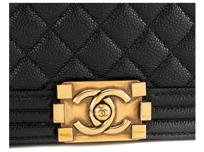 CHANEL - Borsa a tracolla Chanel Boy medium in pelle caviar nera Nero - vista 5