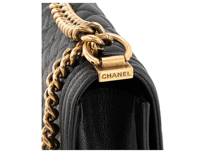 CHANEL - Borsa a tracolla Chanel Boy medium in pelle caviar nera Nero - vista 6