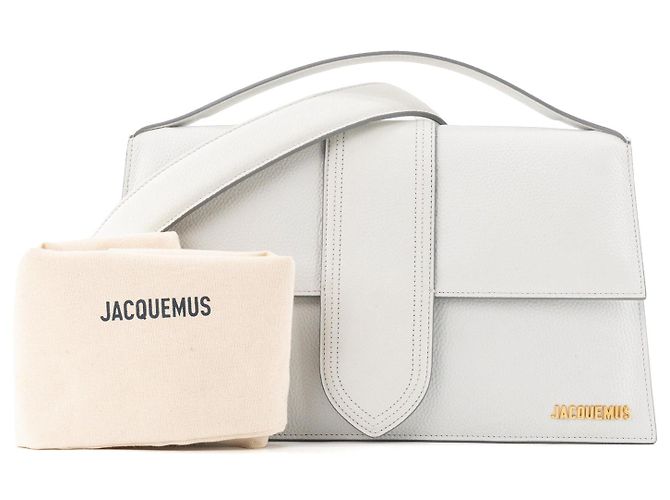 JACQUEMUS - Borsa a tracolla Le Bambinou Jacquemus in pelle grana grossa grigio chiaro - vista 9