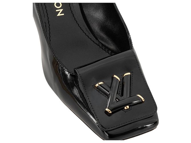 LOUIS VUITTON - Scarpins Louis Vuitton Shake em couro envernizado preto (T37) - vista 4