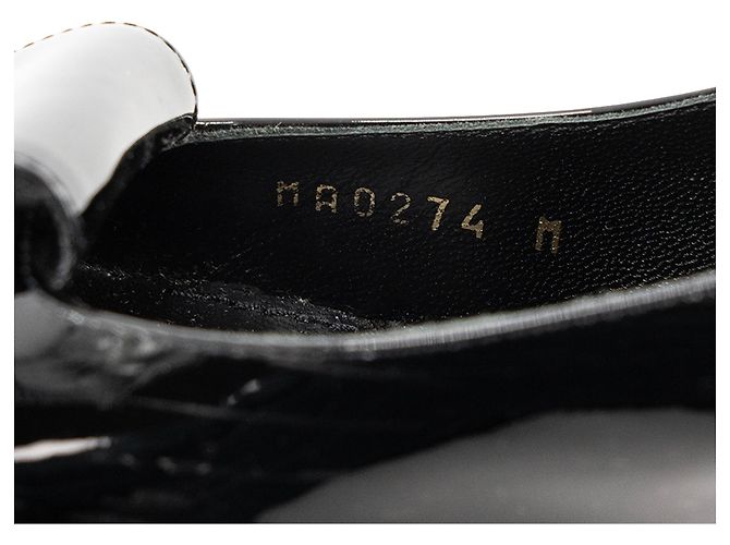 LOUIS VUITTON - Scarpins Louis Vuitton Shake em couro envernizado preto (T37) - vista 6