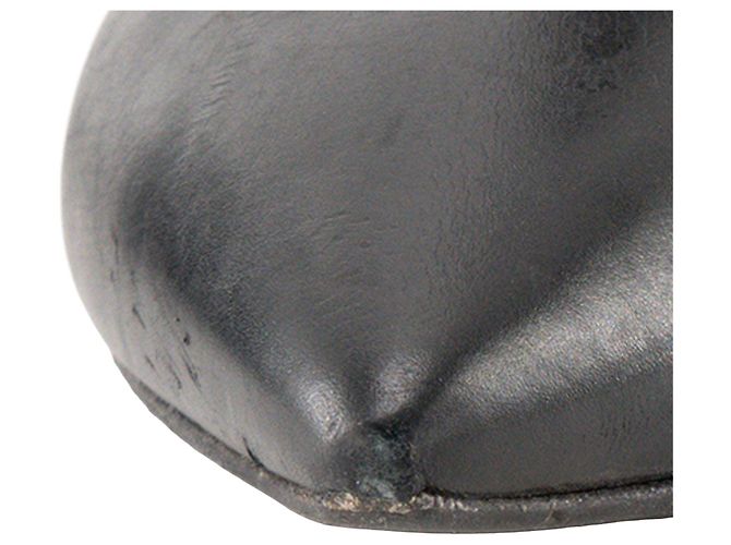 LOUIS VUITTON - Louis Vuitton Absatzstiefeletten aus glattem schwarzem Leder (T38) - Ansicht 8