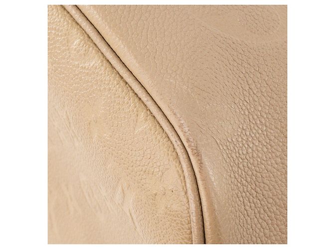 LOUIS VUITTON - Borsa tote Neverfull MM Louis Vuitton in pelle empreinte taupe Beige - vista 8