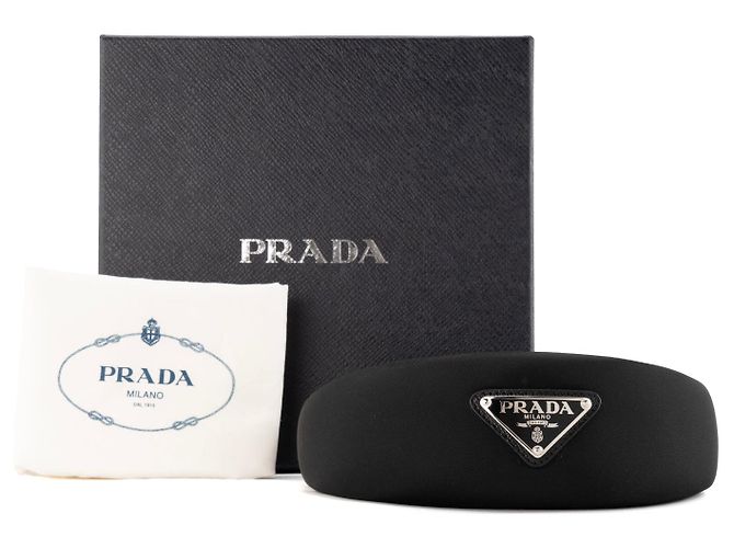 Etiquette PRADA - Fascia per capelli con logo Prada in Re-nylon nero (TU) - vista 6