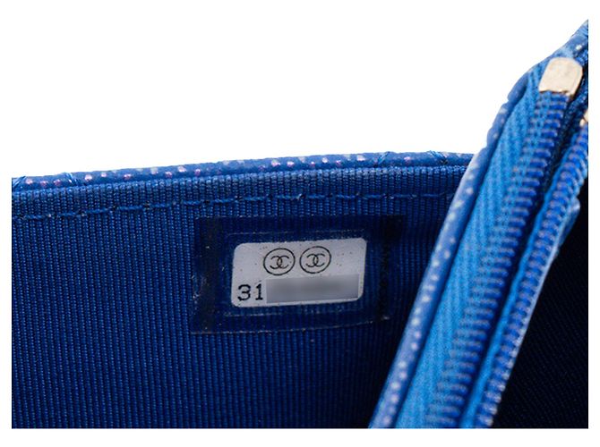 CHANEL - Borsa a tracolla Wallet On Chain Classic/Timeless Chanel in pelle caviar blu iridescente - vista 11