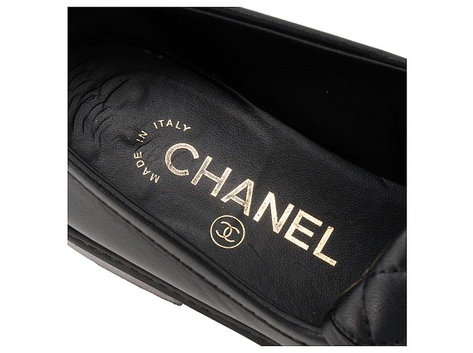 CHANEL - Mocassini Chanel in pelle liscia nera (T36) Nero - vista 6