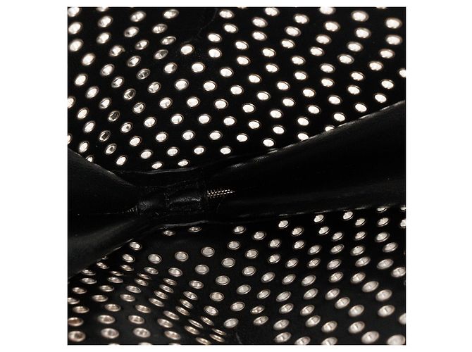 ALAÏA - Borsa a tracolla Le Coeur Alaïa in pelle liscia nera e occhielli argentati Nero - vista 7