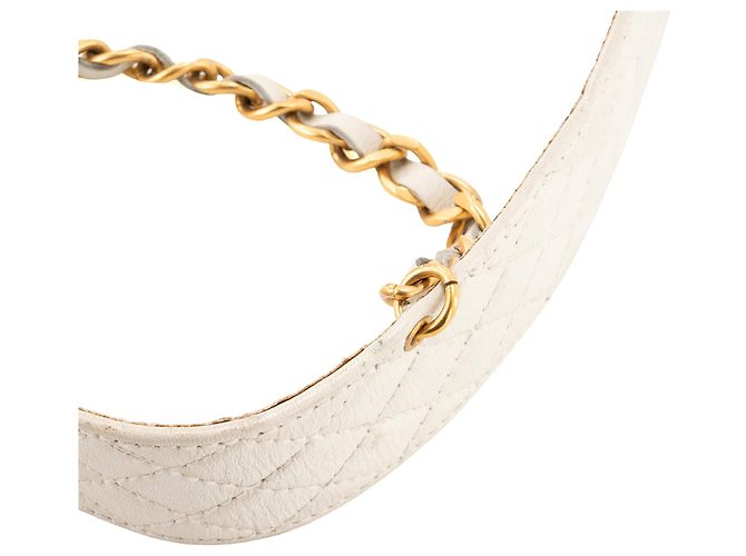 CHANEL - Vintage weißer gesteppter Leder CC Chanel Gürtel (T65) - Ansicht 6