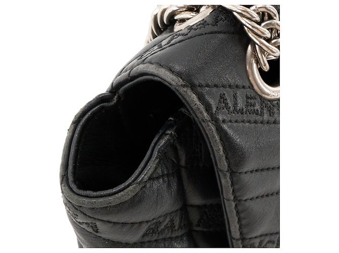 BALENCIAGA - Borsa a tracolla BB Chain Balenciaga in pelle matelassé nera Nero - vista 6