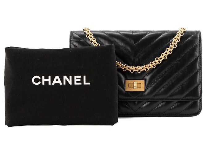 CHANEL - Borsa a tracolla Wallet On Chain 2.55 in pelle chevron stropicciata nera Nero - vista 10