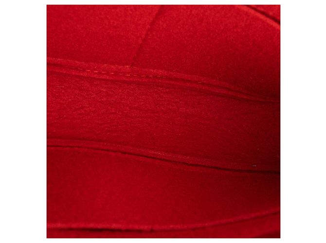 GUCCI - Borsa a tracolla GG Marmont medium Gucci in pelle chevron rossa Rosso - vista 10