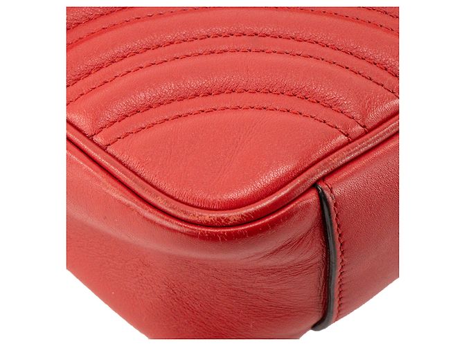 GUCCI - Borsa a tracolla GG Marmont medium Gucci in pelle chevron rossa Rosso - vista 8