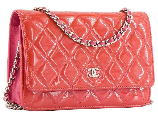 CHANEL - Borsa a tracolla Wallet On Chain Classique/Timeless Chanel in pelle verniciata rosa - vista 2