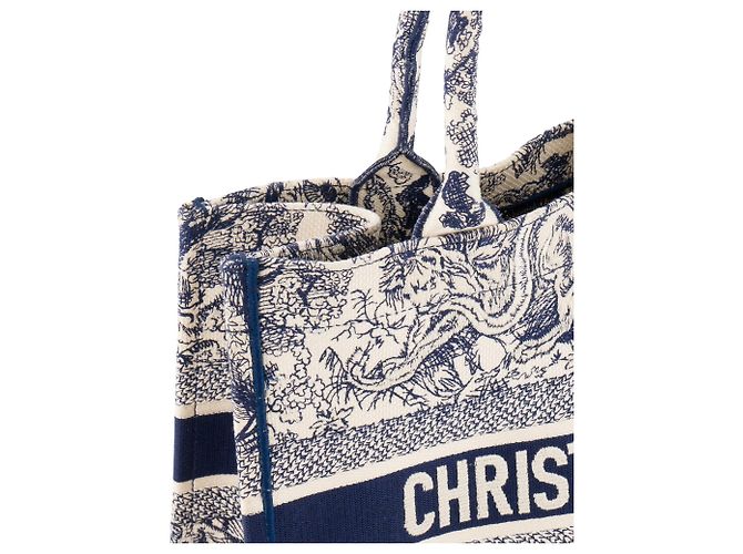 Autre Marque DIOR - Borsa cabas Book Tote medium in toile de jouy blu navy e bianca - vista 5