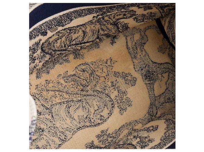 Autre Marque DIOR - Borsa cabas Book Tote medium in toile de jouy blu navy e bianca - vista 9