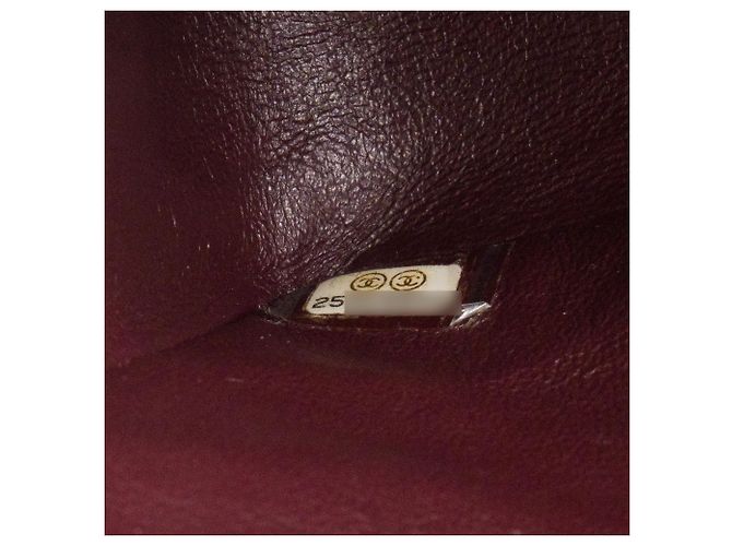 CHANEL - Borsa a mano Classique/Timeless 11.12 Chanel in pelle liscia chevron nera Nero - vista 10