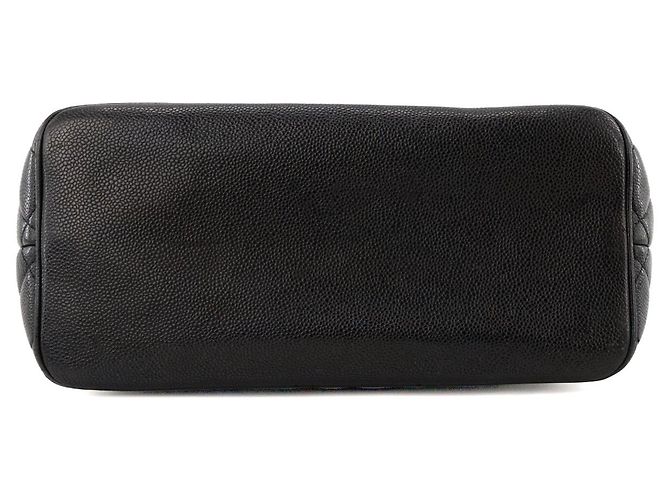 CHANEL - Borsa a mano Medaillon Chanel in pelle caviar nera Nero - vista 4