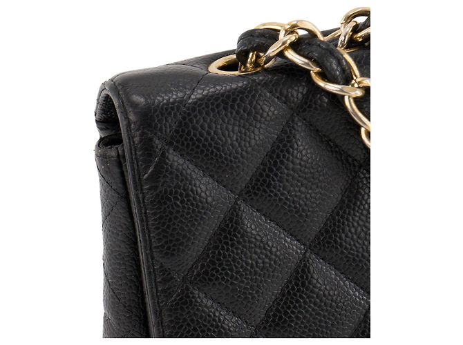 CHANEL - Borsa a tracolla Classic/Timeless Jumbo Chanel in pelle caviar nera Nero - vista 6