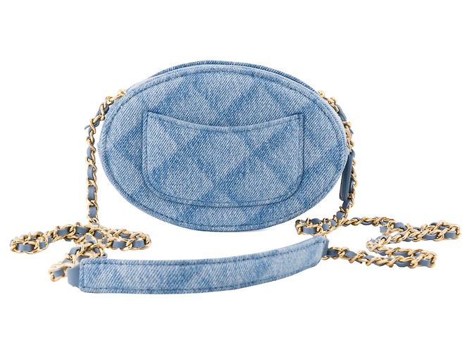 CHANEL - Borsa a tracolla Oval CC Chanel in denim blu e metallo dorato - vista 3